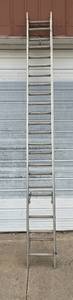 lot 139 image: Werner 24 Ft Aluminum Extension Ladder Type III 200 Lbs