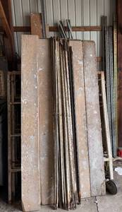 lot 141 image: Assorted Collection of Metal and Wooden Construction Material
