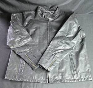 lot 205 image: Genuine Harley-Davidson Mens XL Leather Jacket
