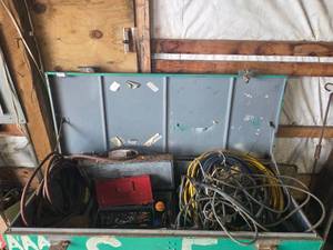 lot 275 image: Industrial Tool Chest with Assorted Hand Tools and Extension Cables
