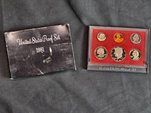 lot 5 image: 1981 United States Proof Coin Set  - Lincoln Cent, Jefferson Nickel, Roosevelt Dime, Washington Quarter, and Kennedy Half Dollar
