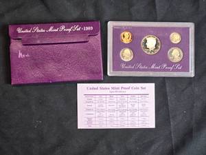 lot 10 image: 1989 United States Mint Proof Set - Lincoln Cent, Jefferson Nickel, Roosevelt Dime, Washington Quarter, Kennedy Half Dollar