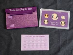 lot 14 image: 1987 United States Proof Coin Set - Penny, Nickel, Dime, Quarter, Half Dollar