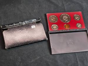 lot 33 image: 1973 United States Proof Set of Coins - Eisenhower Dollar, Kennedy Half, Quarter, Nickel, Dime, Penny