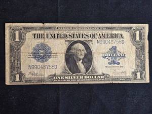 lot 40 image: 1923 One Dollar Silver Certificate Series Note, Vintage Collectible Currency - N99043758D