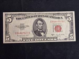 lot 41 image: 1953 Series B Red Seal Lincoln $5 United States Note - G54807523A
