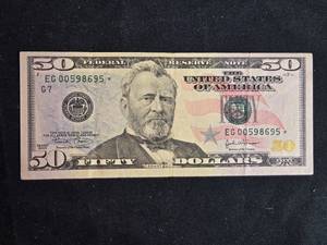 lot 43 image: Star 2004 Series $50 US Federal Reserve Star Note