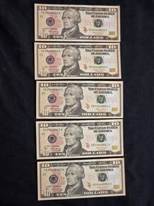 lot 75 image: Lot of 5 Sequential Uncirculated 10 Dollar Bills