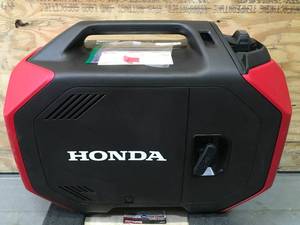 HONDA EU3200i 3200-Watt 120-Volt Recoil Start Gas Fuel-Injected Engine Inverter Generator w/CO-MINDER w/a Powerful Honda GX130