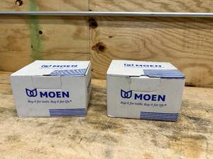 lot 64 image: MOEN Lot of 2-  Level Chrome Posi-Temp(R) tubshower faucets