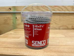 lot 117 image: Senco #8 x 2-12 in. Duraspin Screw