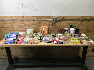 lot 99 image: Lot of Pet Supplies and Other Items