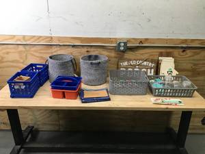 lot 214 image: Lot of Storage Bins and Decorations