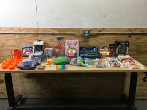 lot 218 image: Lot of Assorted Childrens Toys