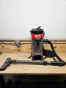 lot 192 image: M18 FUEL 18-Volt Lithium-Ion Brushless 1 Gal. Cordless 3-in-1 Backpack Vacuum (Vacuum-Only)