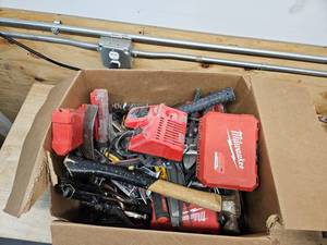 lot 196 image: MISC. USED TOOLS MILWAUKEE DEWALT EASTWING CRESCENT HUSKY