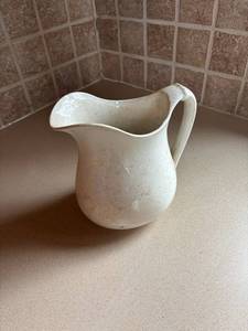 lot 41 image: Vintage Denby Venator Cream Pitcher