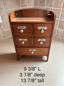 lot 58 image: Wooden Spice Drawer Cabinet