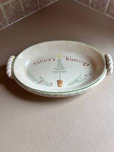 lot 158 image: Ceramic Serving Dish Natures Blessings