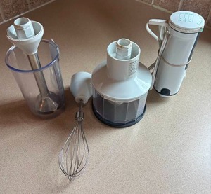 lot 171 image: Braun Hand Blender Set