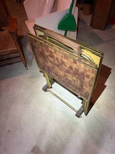 lot 240 image: Vintage Wooden TV Tray Set