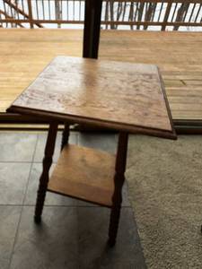 lot 88 image: Vintage Wood Side Table
