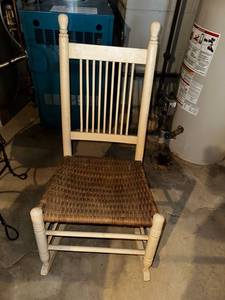 lot 224A image: Vintage Wooden Chair