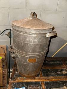 lot 239 image: Vintage Toledo Cooker Co. Steam Cooker