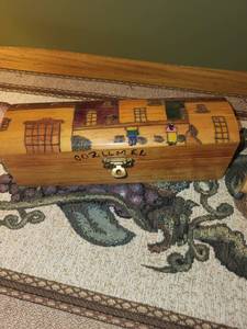 lot 23 image: Wooden Letter Holder & Cozumel Box