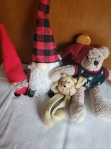 lot 96 image: Holiday Plush Gnomes & Teddy Bears Set