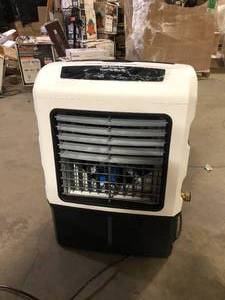 lot 1 image: ARCTIC AIR 1300 CFM 3-Speed Settings Portable Evaporative Air Cooler with up to 500 sq. ft. Cooling Customer Returns See Pictures
