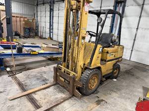Caterpillar V50C Fork Lift 4301 Hours