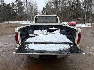 1986 Ford F-150 Plow Truck