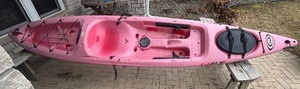 lot 27 image: Elie 13 Foot Kayak