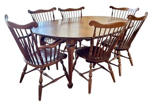 lot 10 image: Vintage Conant and Ball Dining Room Table and Chairs Set