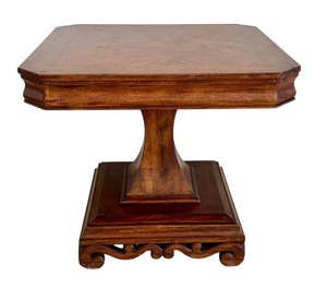 lot 6 image: Square Hekman Occasional  Center Table