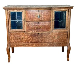 lot 18 image: Antique Console  Buffet with Leaded Glass Doors