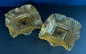 lot 95 image: Vintage Amber Glass Saw Tooth Edged Candy Dishes