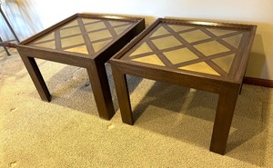 lot 140 image: Pair of Mid Century Side Tables  Accent Tables
