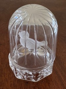lot 179 image: Vintage Hofbauer Crystal Bird in Glass Dome