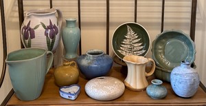 lot 156 image: Assorted Decorative Pottery and Ceramic Items