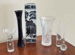 lot 159 image: Variety of Decorative Floral Vases