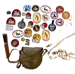 lot 188 image: Vintage Boy Scout Supper Kit, Patches, Knife and More