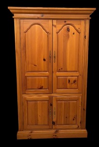 lot 225 image: Armoire  Media Cabinet