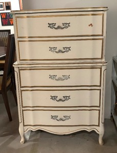 lot 288 image: French Provincial Vintage Dresser