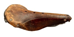 lot 18C image: Vintage Wrights Leather Bike Seat