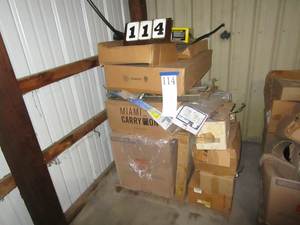 lot 114 image: Pallet Misc Parts