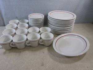 lot 5 image: (A-2) 37pc Vintage Shenango China U...