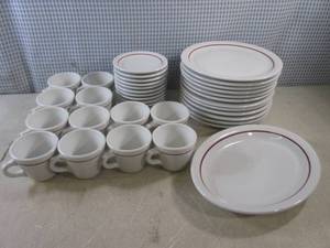 lot 6 image: (A-2) 37pc Vintage Shenango China U...