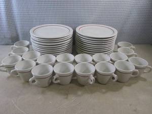 lot 9 image: (A-3) 42pc Vintage Shenango China U...